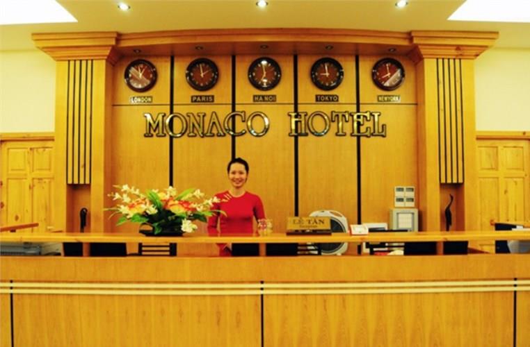 Khách sạn Monaca