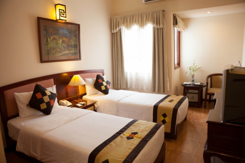 Phòng deluxe - Hotel24h.net