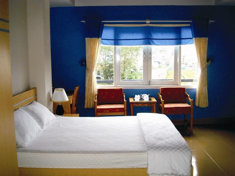 khach-san-nam-nguyen-da-lat-phong-ngu-2-hotel24h.net.jpg